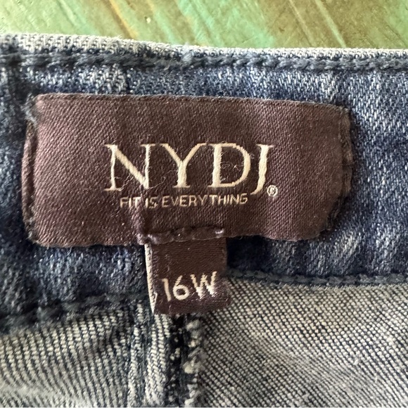 NYDJ Barbara Bootcut Jeans Size 16 - Picture 9 of 12